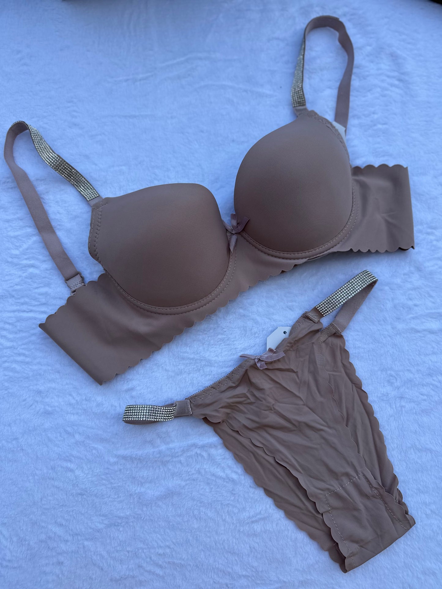 Graceful Palette Bra Set