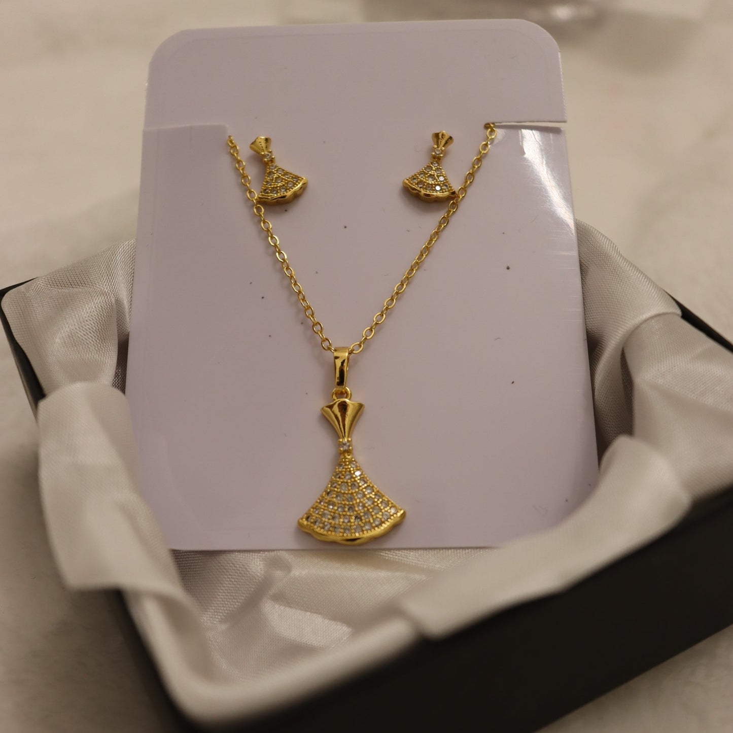 Golden Elegance Gown Necklace Set
