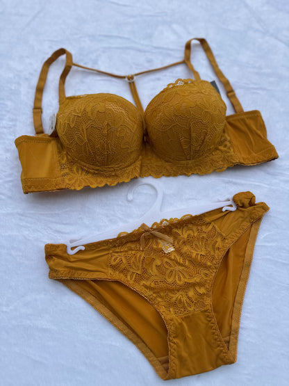 Bold Flowered Bra Set